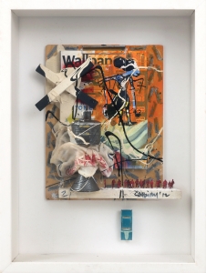 LOT 052